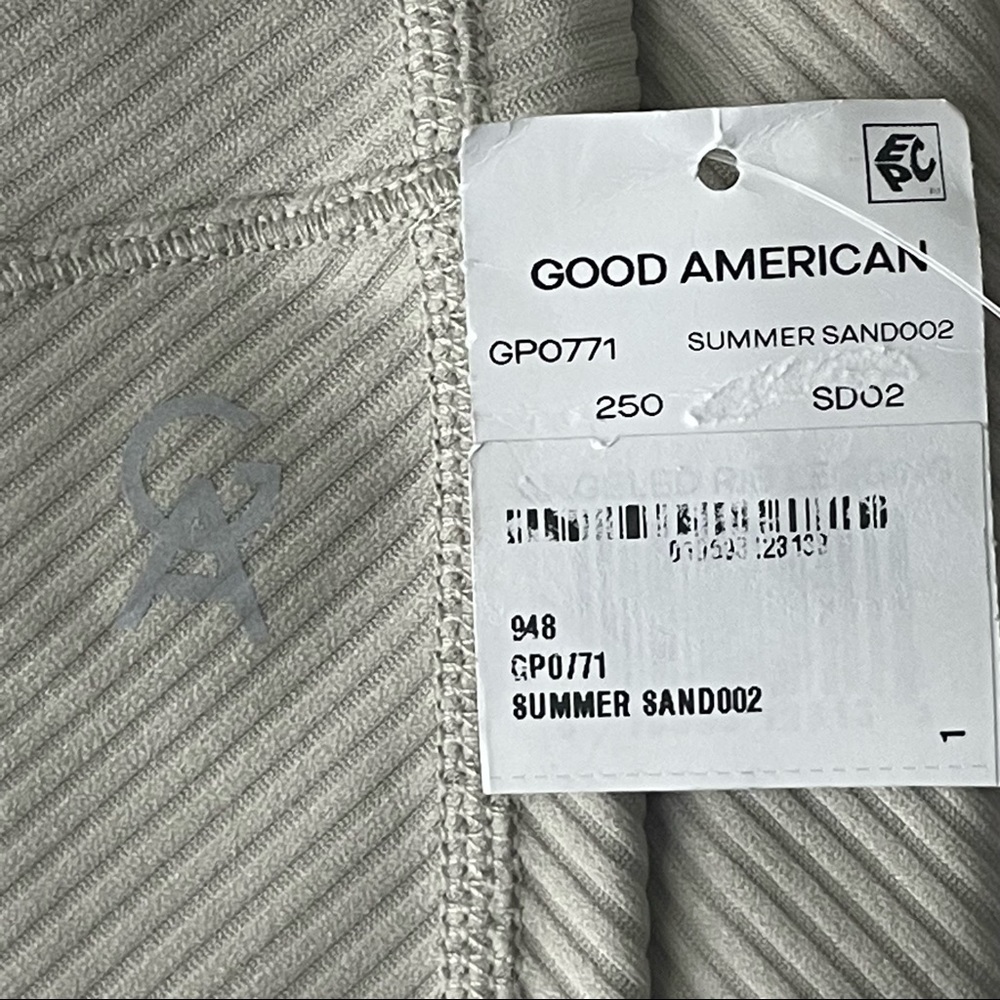 GOOD AMERICAN NWT ANGLED RIBBED HIGH RISE LEGGINGS IN SUMMER SAND 002 1 5 6 - Picture 11 of 15